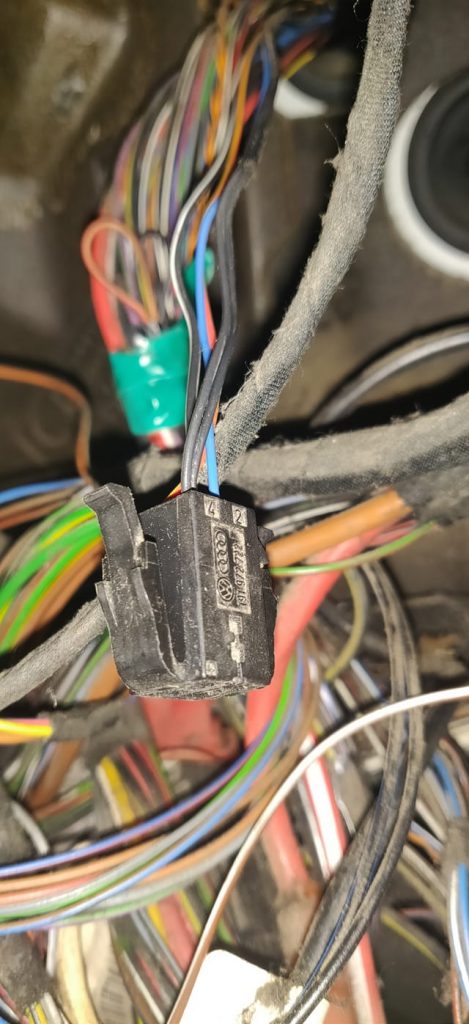 T4 cruise control connector plug